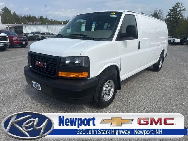 2026 GMC Savana 2500 Ext WB's photo