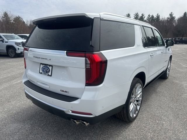 2026 GMC Yukon XL Denali - Photo 7