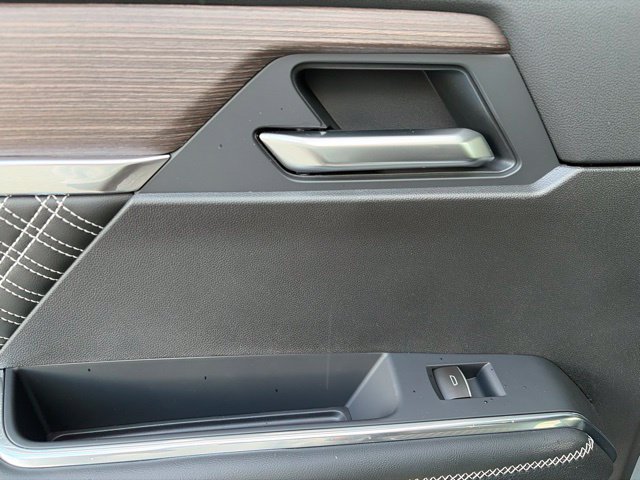 2027 GMC Acadia Denali - Photo 26