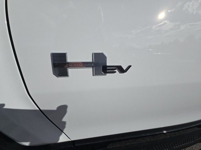2026 GMC HUMMER EV 2X - Photo 33