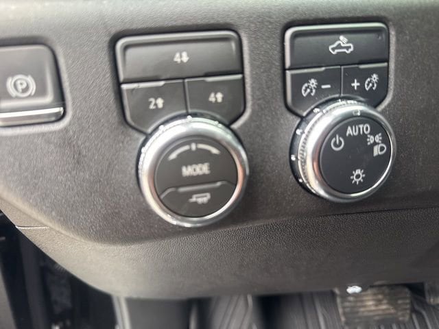 2026 GMC Sierra 2500HD SLE - Photo 16