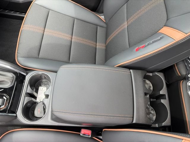 2026 GMC Canyon AT4 - Photo 21