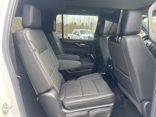 2026 GMC Yukon XL Denali - Photo 37
