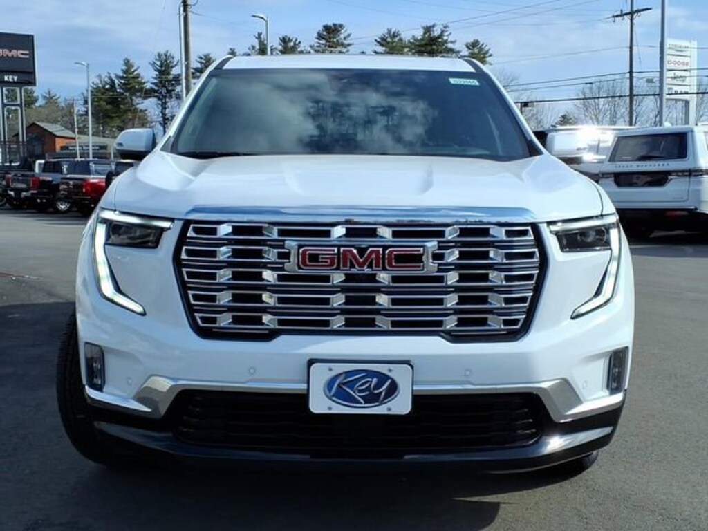 New 2026 GMC Acadia Denali SUV