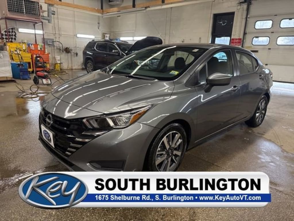 Used 2023 Nissan Versa 1.6 SV Xtronic CVT Sedan