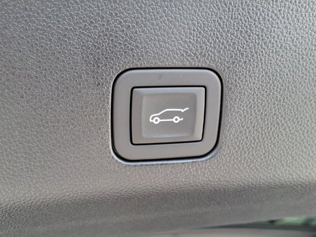 2026 GMC Yukon XL Denali - Photo 14