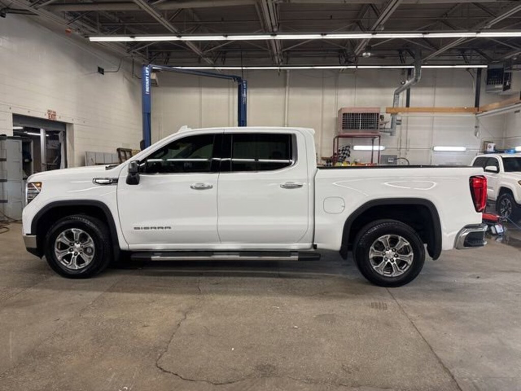 Used 2024 GMC Sierra 1500 SLT Truck Crew Cab