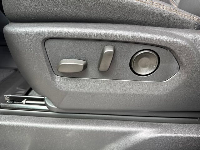 2026 GMC Sierra 2500HD AT4 - Photo 13