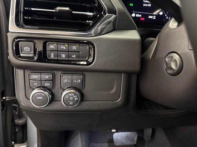 2026 GMC Yukon XL Denali - Photo 20
