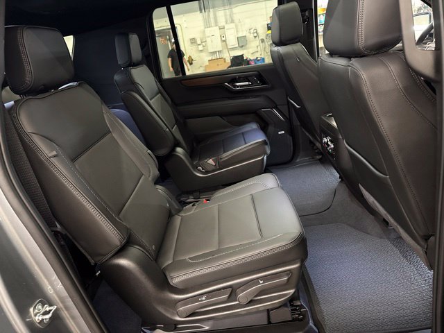 2026 GMC Yukon XL Denali - Photo 27