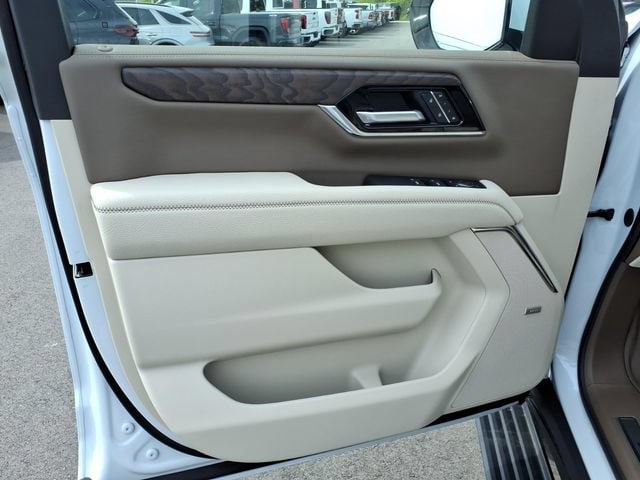 2026 GMC Yukon Denali - Photo 21