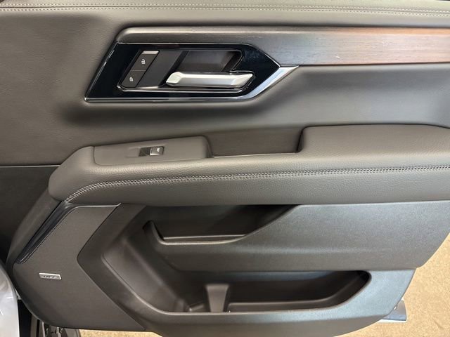 2026 GMC Yukon Denali - Photo 28