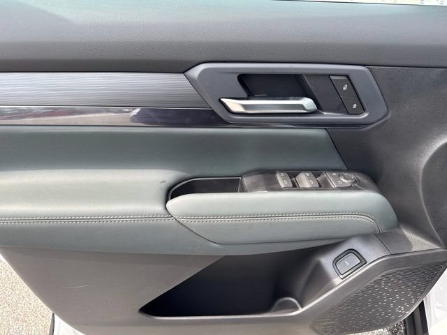 2027 GMC Terrain AT4 - Photo 11