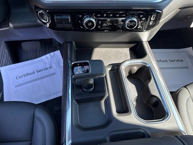 2026 GMC Sierra 1500 SLT - Photo 18