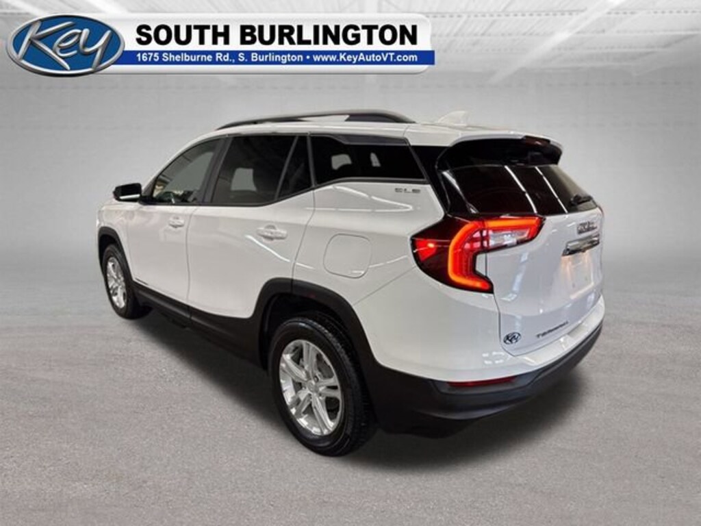 Used 2023 GMC Terrain SLE SUV