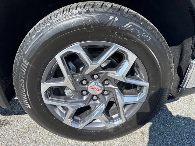 2026 GMC Sierra 1500 SLT - Photo 10