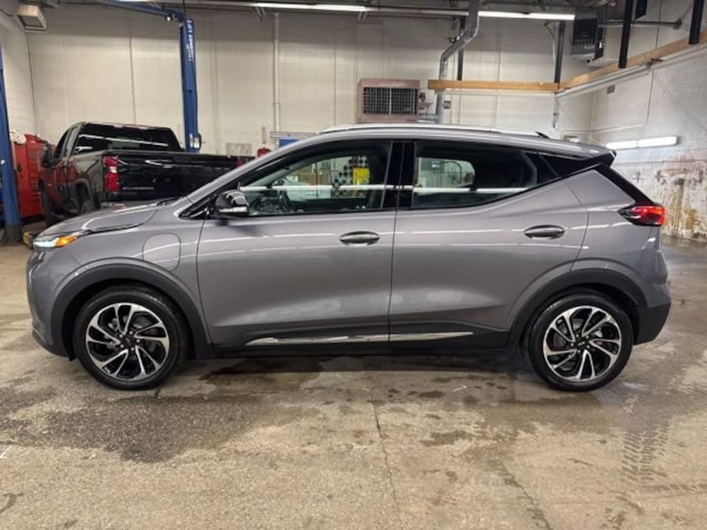 Used 2023 Chevrolet Bolt EUV Premier SUV
