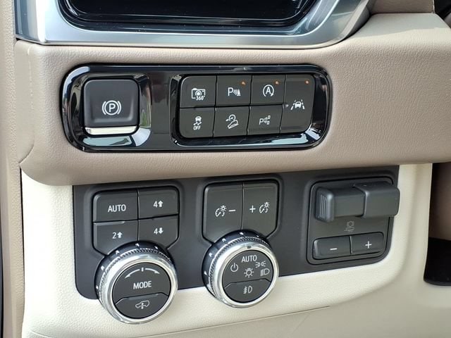 2026 GMC Yukon Denali - Photo 24