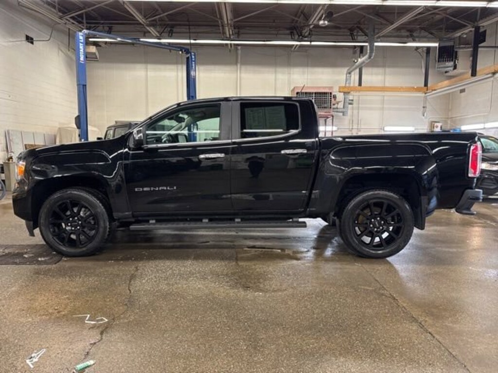 Used 2022 GMC Canyon Denali Truck Crew Cab