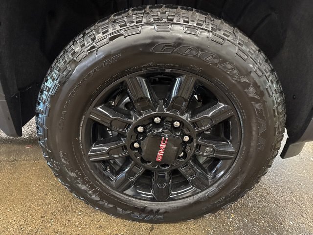 2026 GMC Sierra 2500HD AT4 - Photo 10