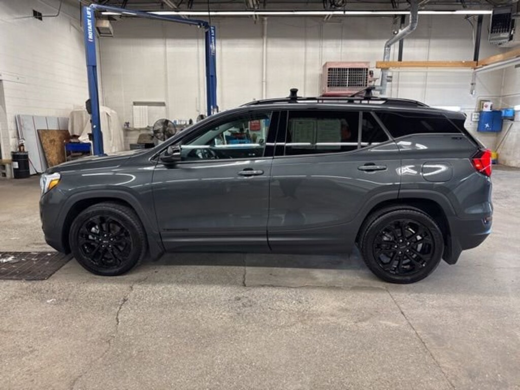 Used 2020 GMC Terrain SLT SUV