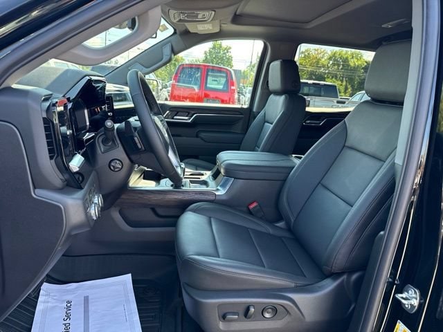 2026 GMC Sierra 1500 SLT - Photo 12