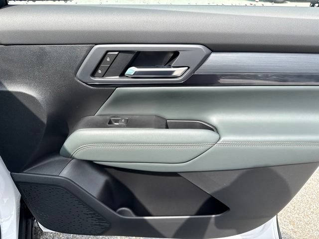 2027 GMC Terrain AT4 - Photo 27
