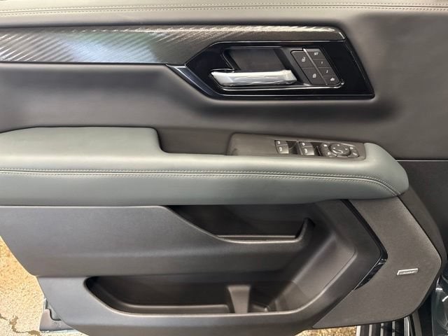 2026 GMC Yukon AT4 - Photo 11