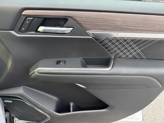 2026 GMC Acadia Denali - Photo 29