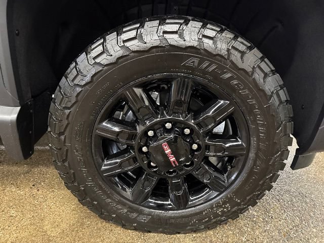 2026 GMC Sierra 2500HD AT4 - Photo 10