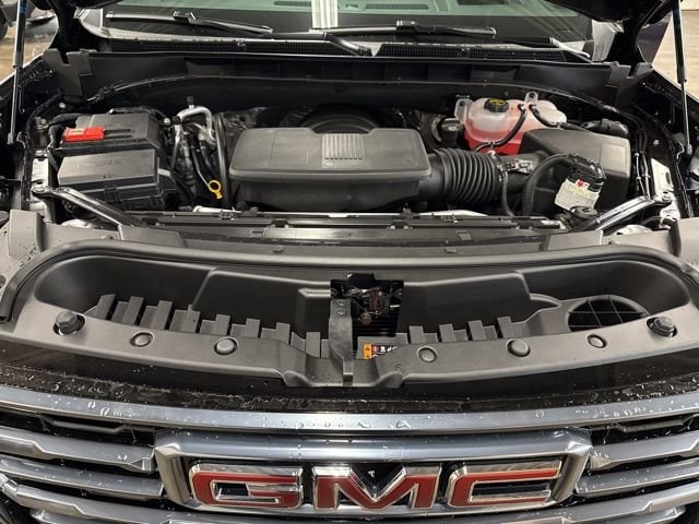 2026 GMC Yukon XL AT4 - Photo 31