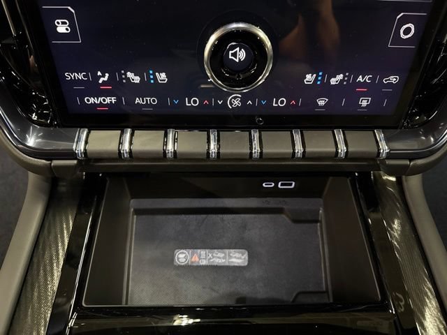 2026 GMC Yukon AT4 - Photo 18