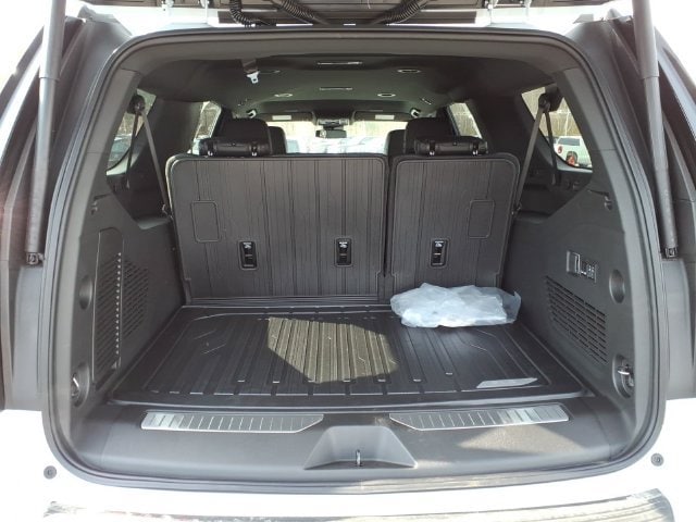 2026 GMC Yukon XL Denali - Photo 13