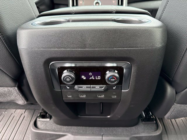 2026 GMC Yukon XL Denali - Photo 23