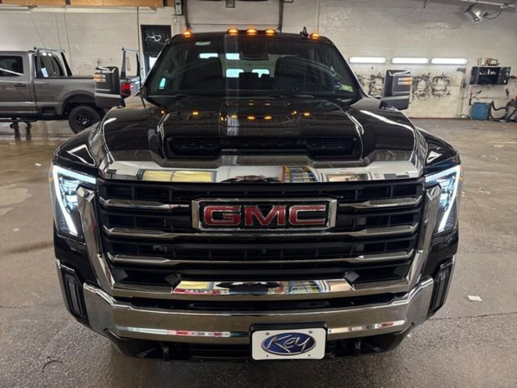 New 2026 GMC Sierra 2500 HD SLT Truck Crew Cab