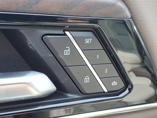 2026 GMC Yukon Denali - Photo 11