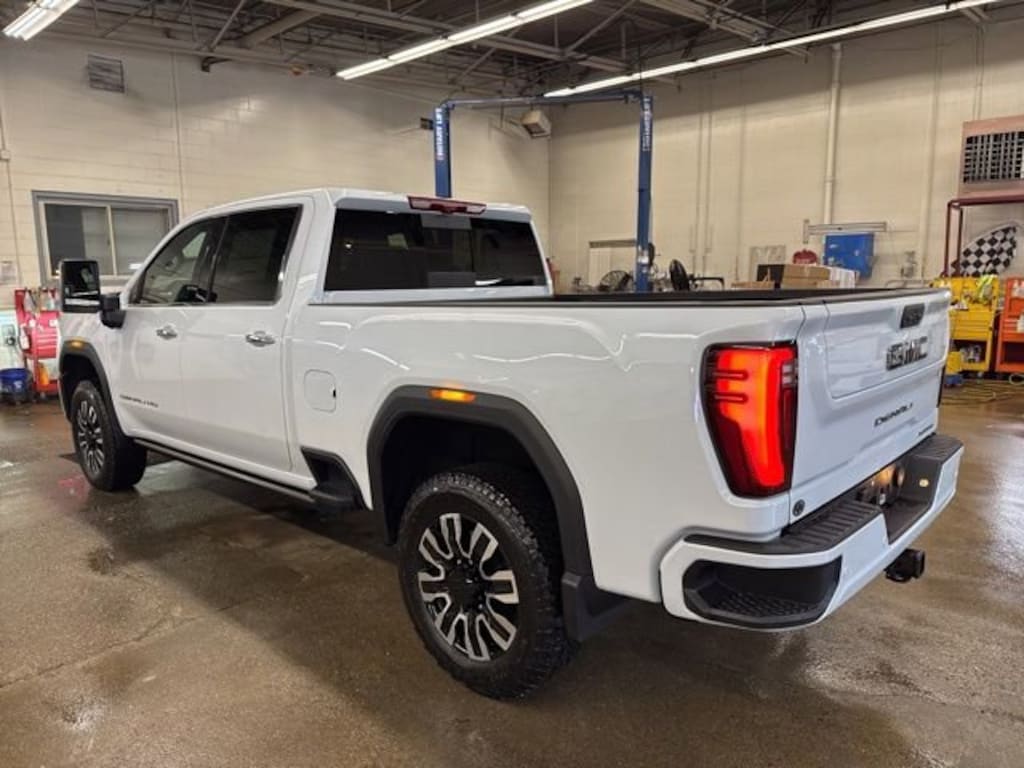 New 2026 GMC Sierra 2500 HD Denali Ultimate Truck Crew Cab