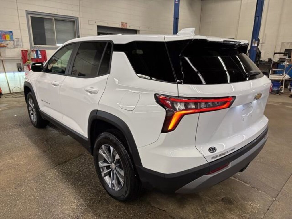 Used 2026 Chevrolet Equinox LT SUV