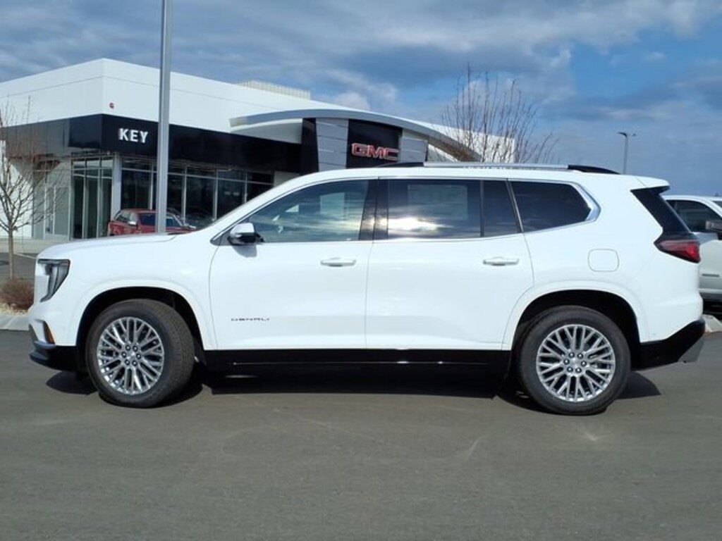 New 2026 GMC Acadia Denali SUV