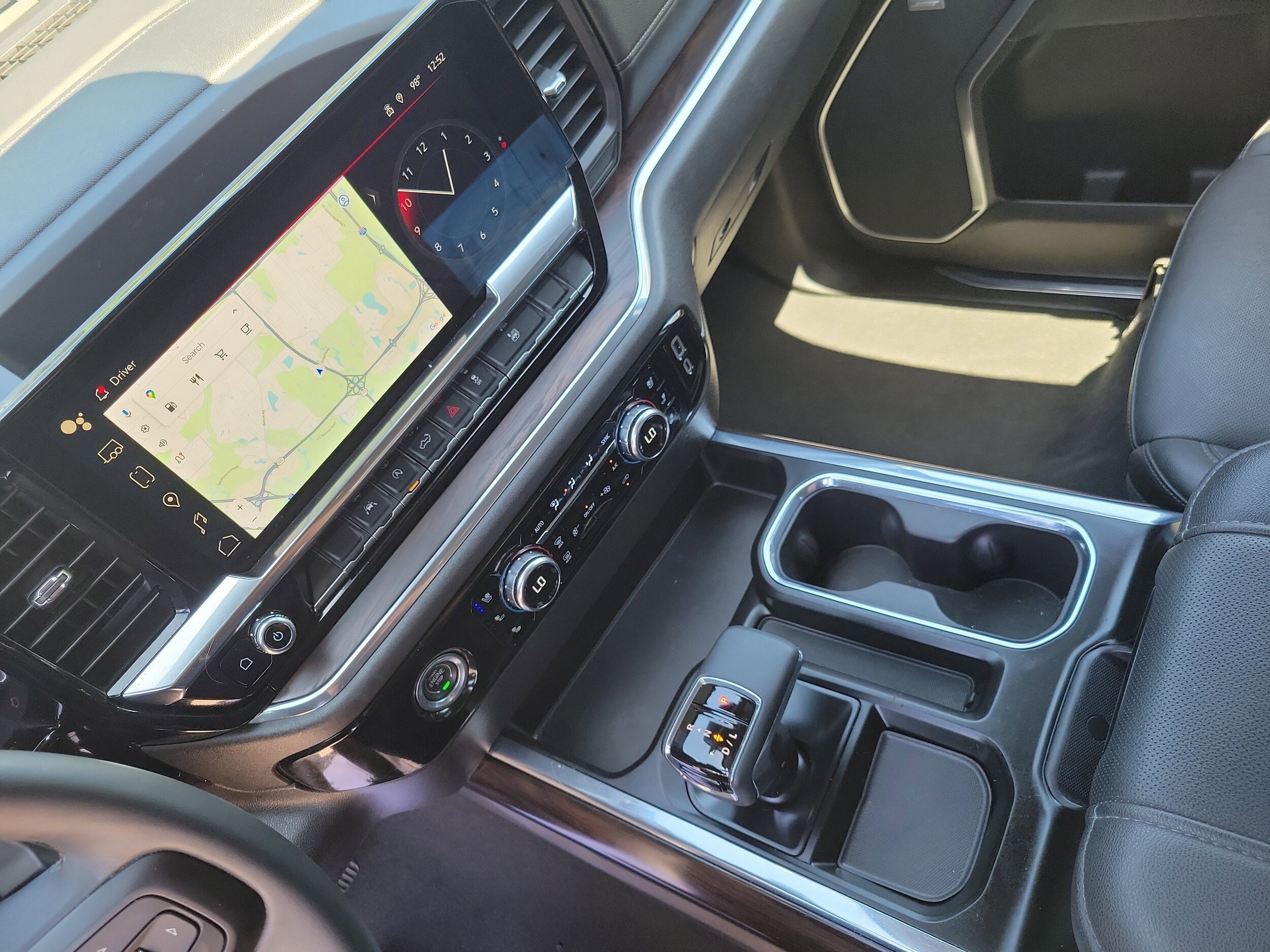 2024 GMC Sierra 1500 SLT - Photo 34