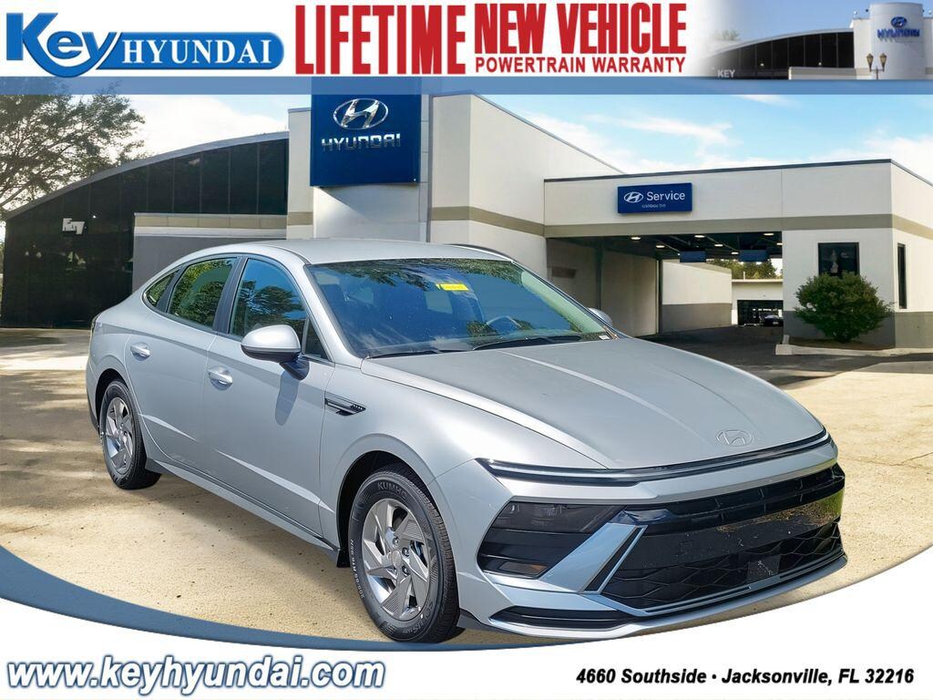 New 2025 Hyundai Sonata SE Sedan