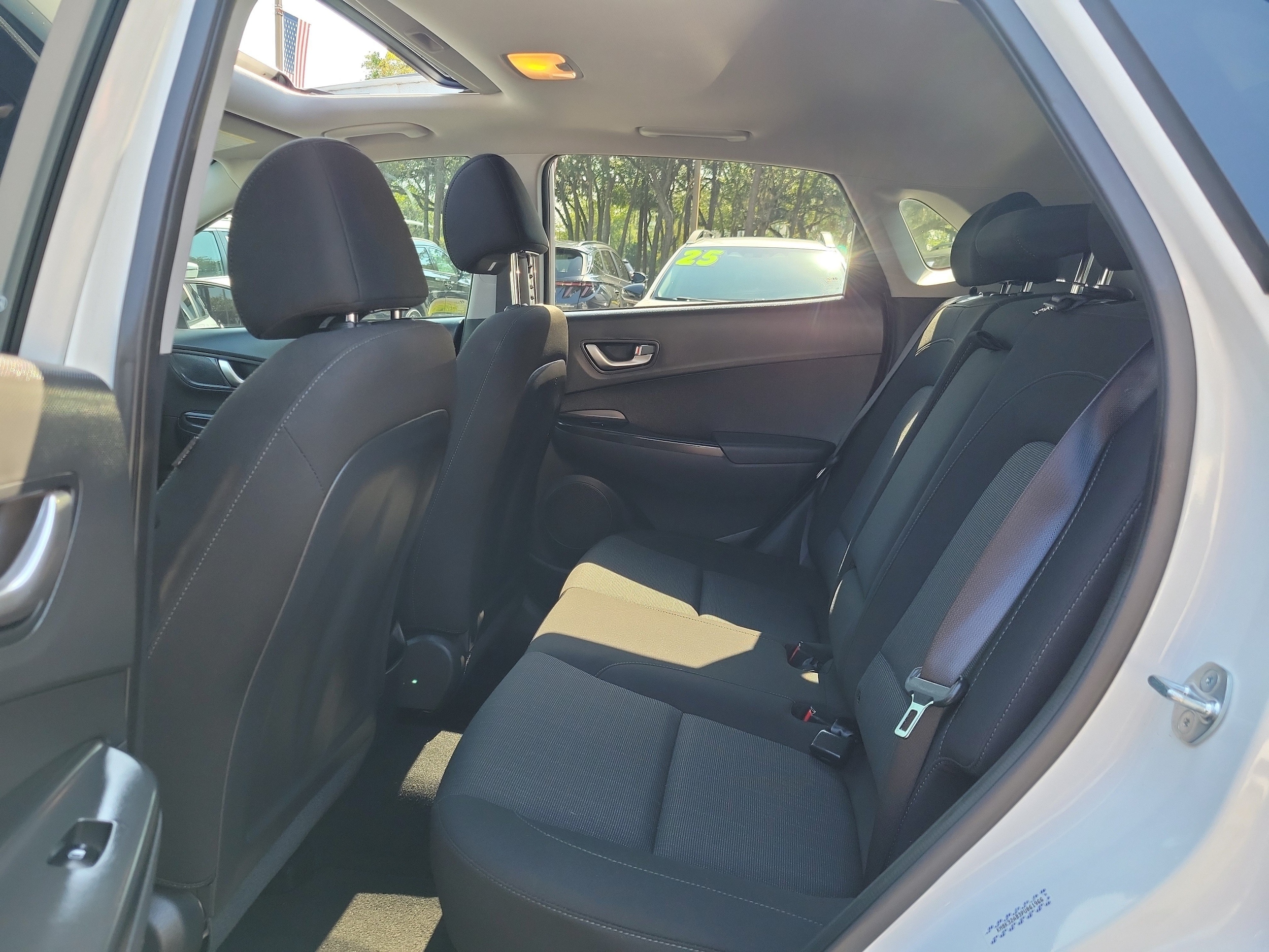 2023 Hyundai Kona SEL - Photo 12