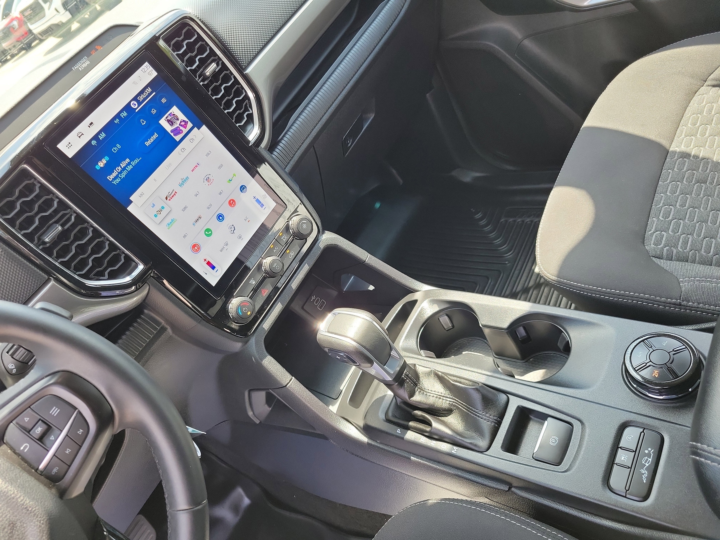 2025 Ford Ranger XLT - Photo 34