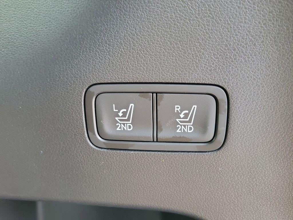 2026 Hyundai Santa Fe SE - Photo 11