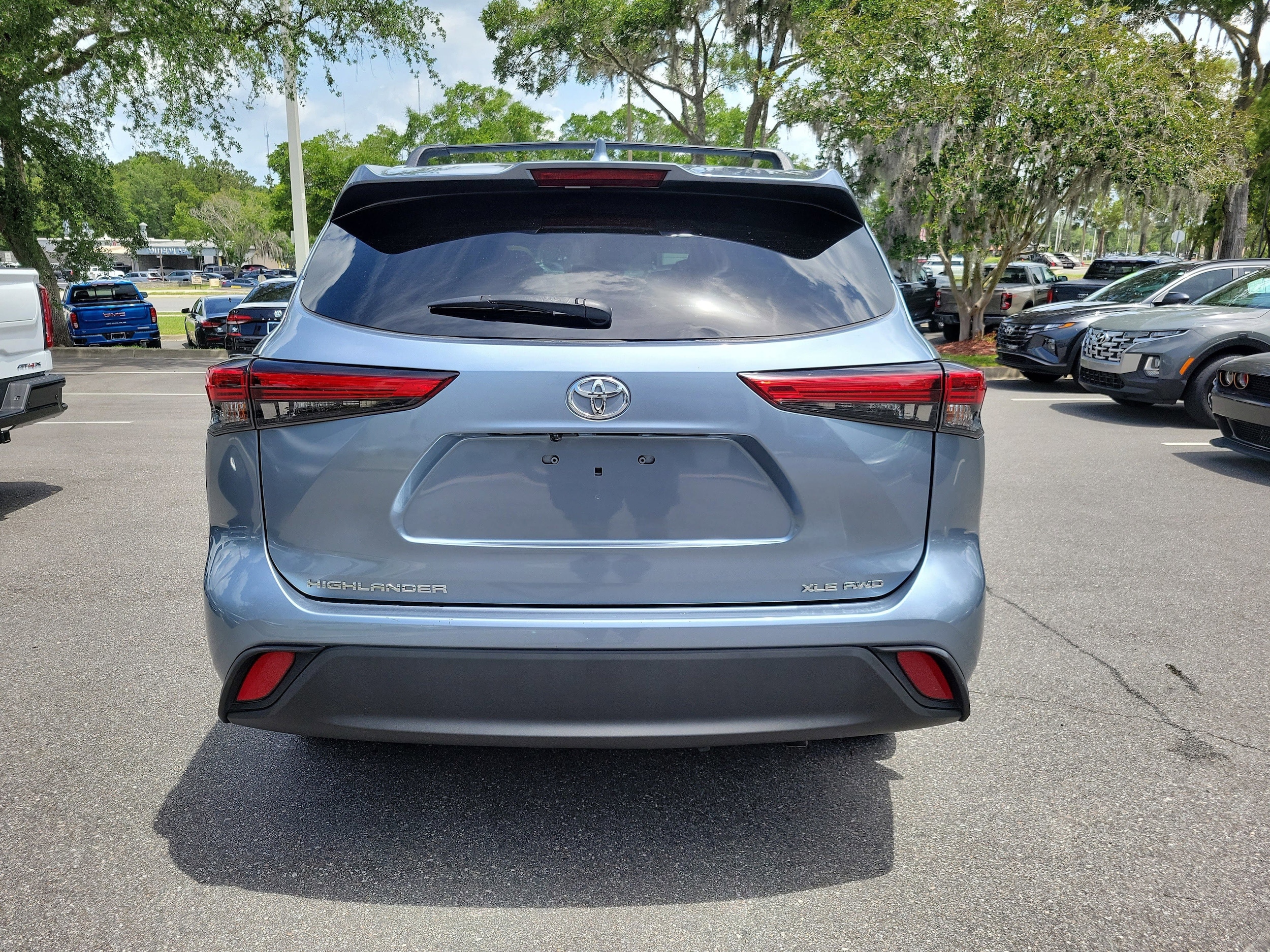 2021 Toyota Highlander XLE - Photo 8
