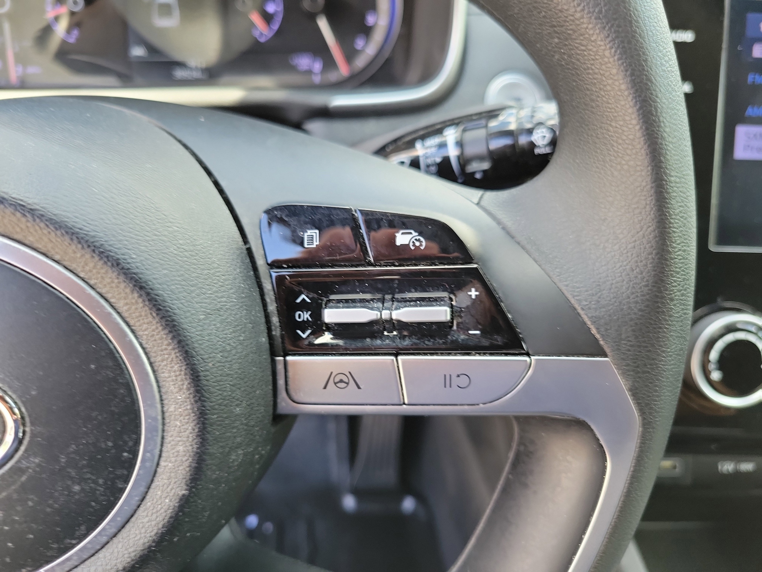 2022 Hyundai Santa Cruz SEL - Photo 25
