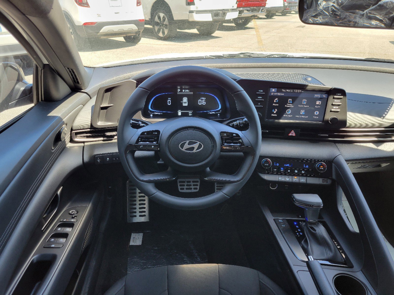 2025 Hyundai Elantra SEL - Photo 30