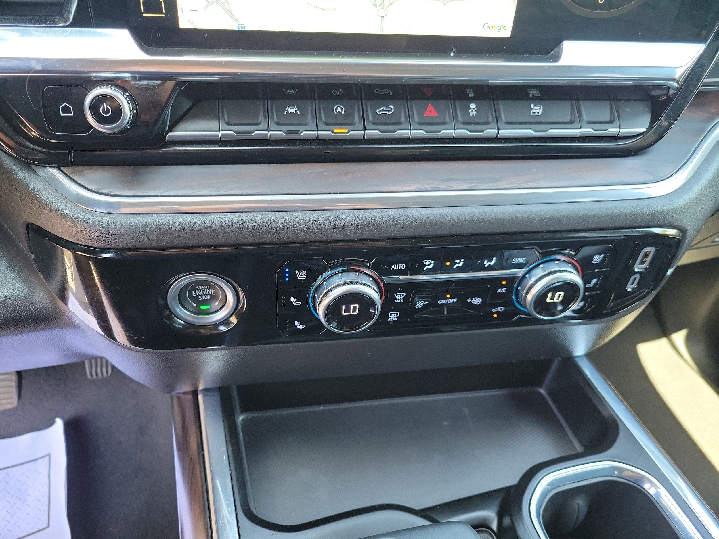 2024 GMC Sierra 1500 SLT - Photo 32