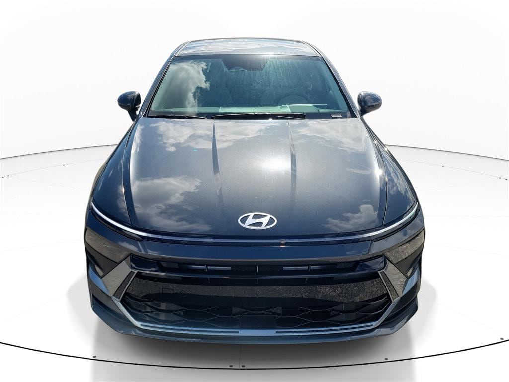 New 2025 Hyundai Sonata SE Sedan