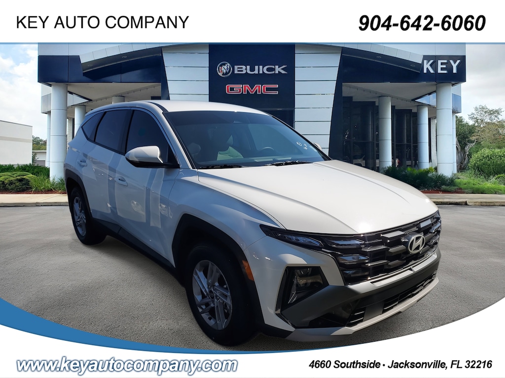 Certified 2025 Hyundai Tucson SE SUV